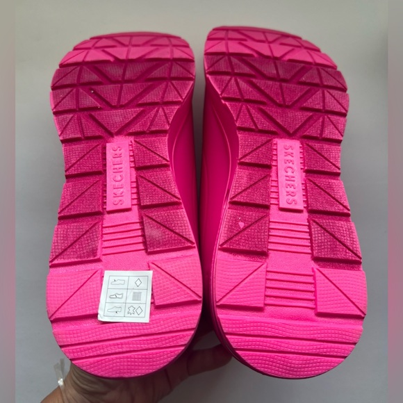 Women's Skechers Million Air - Elevated Air Fashionable, Fuchsia, Medium Size 9 - Picture 6 of 7